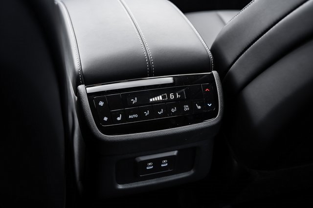 New 2026 INFINITI QX60 Luxe image 15