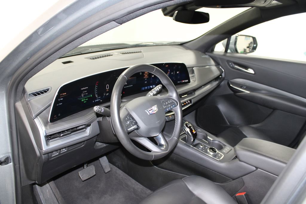 Used 2024 Cadillac XT4 Premium Luxury image 21