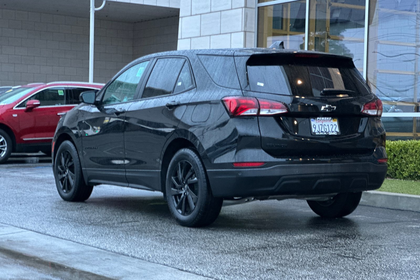Used 2024 Chevrolet Equinox LS w/ LS Convenience Package image 6