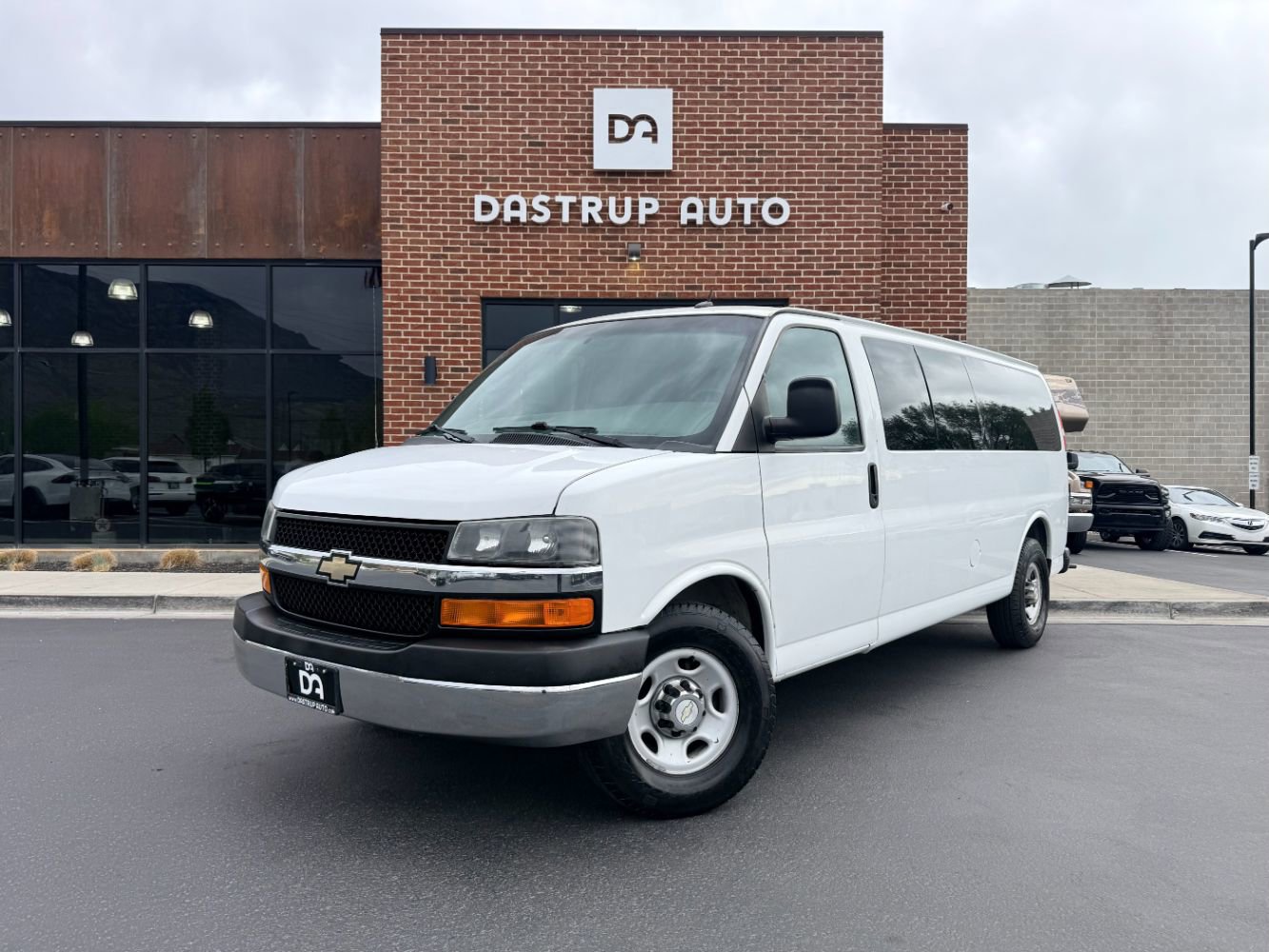 Used 2014 Chevrolet Express 3500 LT w/ LT Preferred Equipment Group image 1