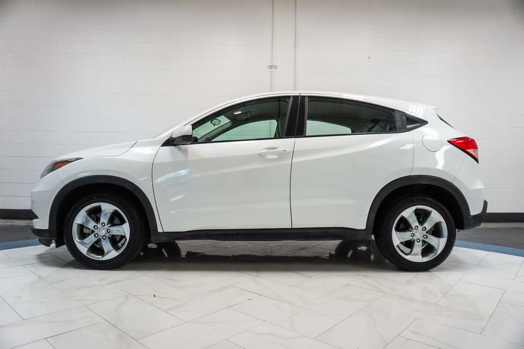 Used 2017 Honda HR-V LX image 28