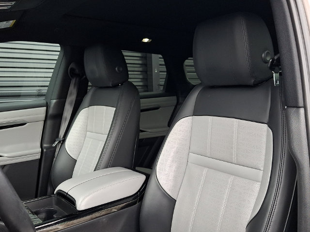 Used 2020 Land Rover Range Rover Evoque R-Dynamic HSE AWD/4WD image 5