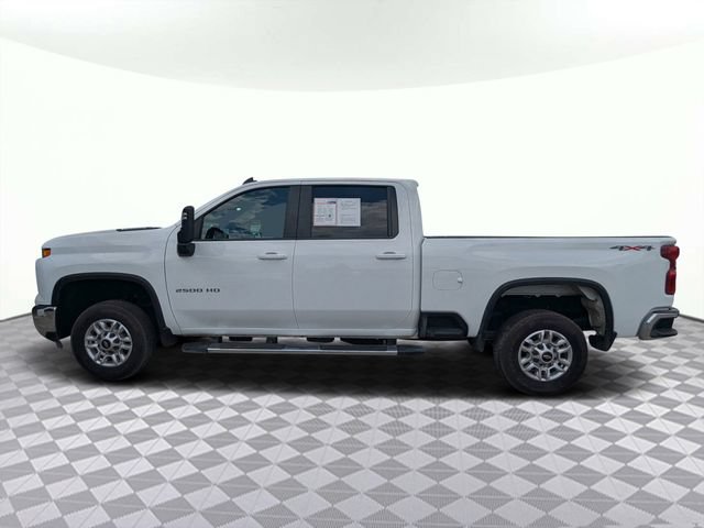 Used 2025 Chevrolet Silverado 2500 LT w/ Convenience Package AWD/4WD image 7