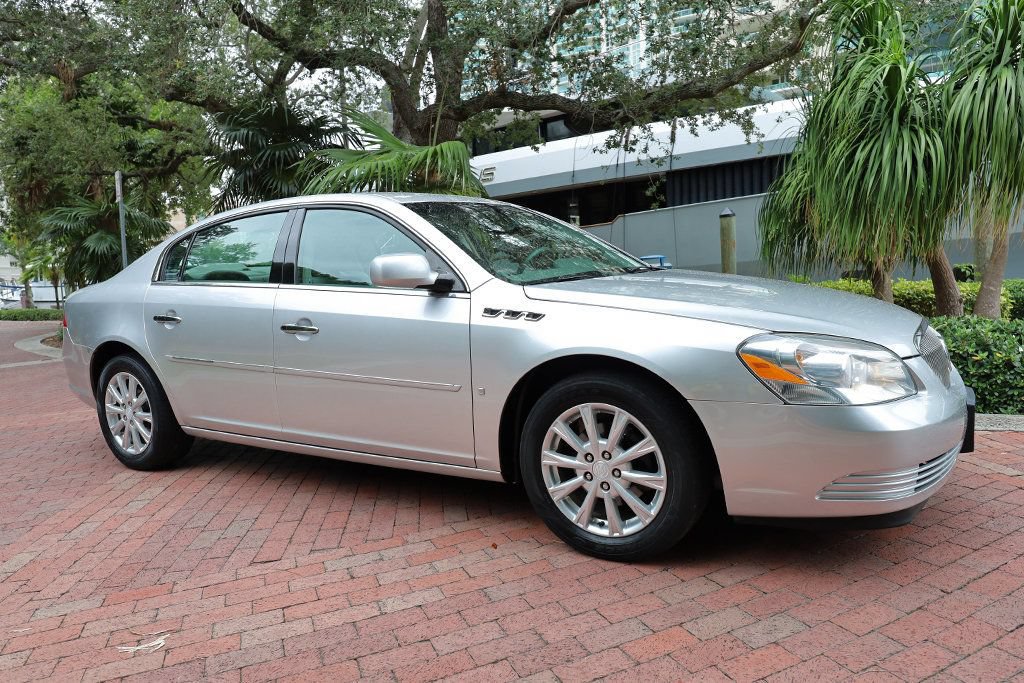 Used 2009 Buick Lucerne CX FWD image 1