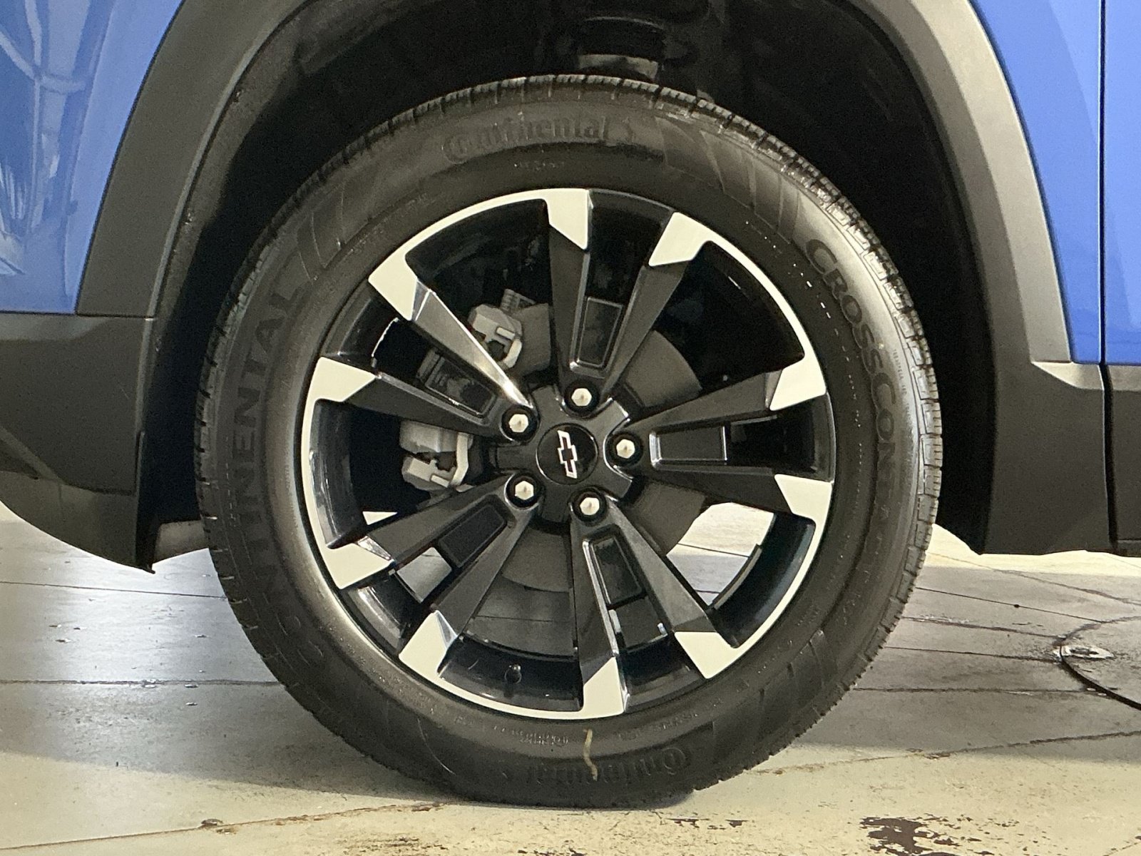 New 2026 Chevrolet Equinox RS w/ Safety and Technology Package FWD image 13
