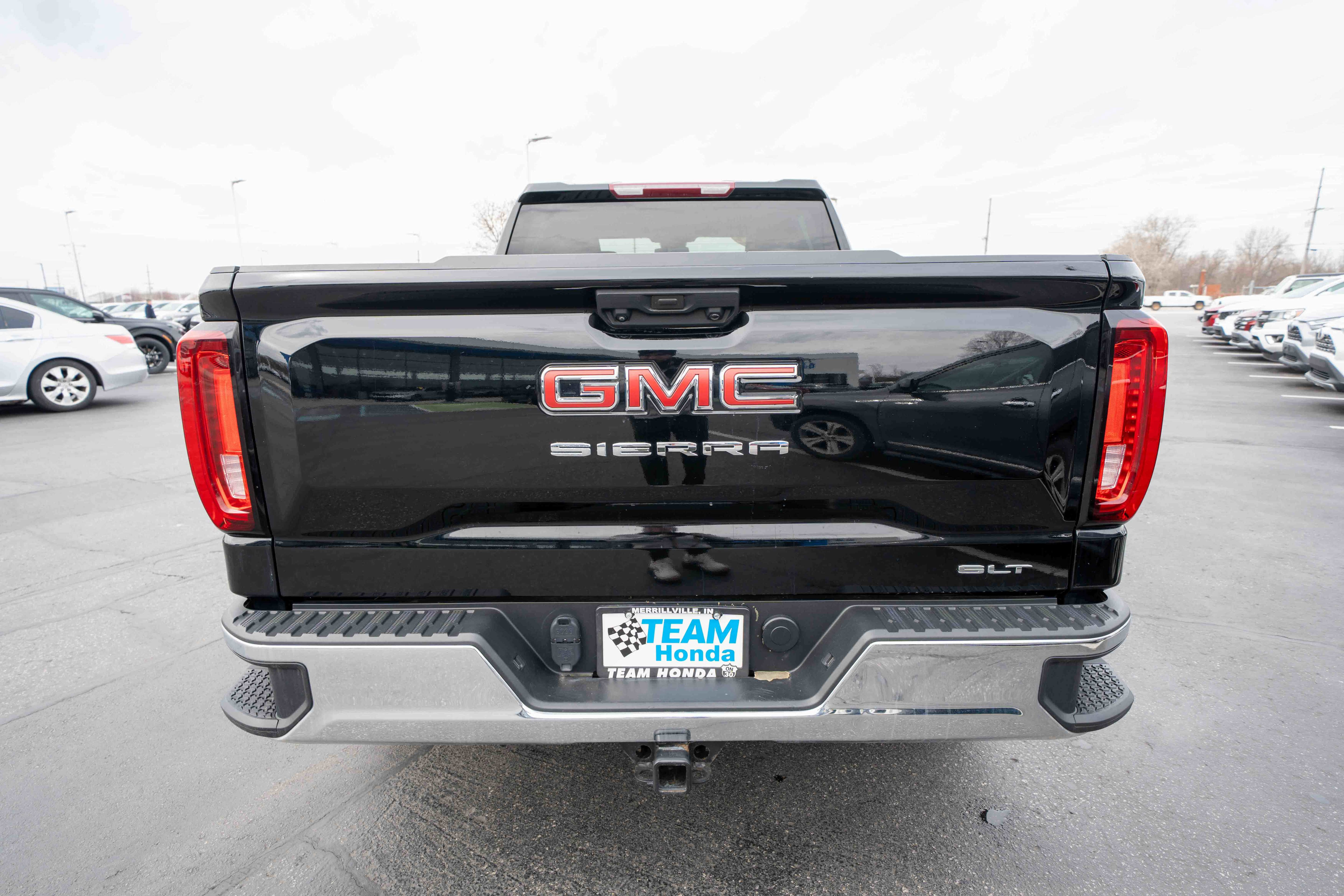 Used 2023 GMC Sierra 1500 SLT AWD/4WD image 5
