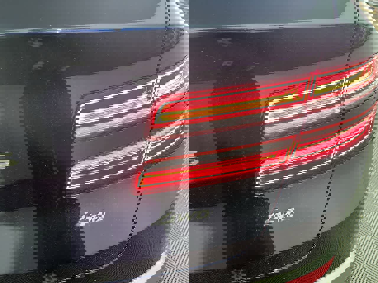 Used 2025 Genesis GV80 2.5T Standard image 12