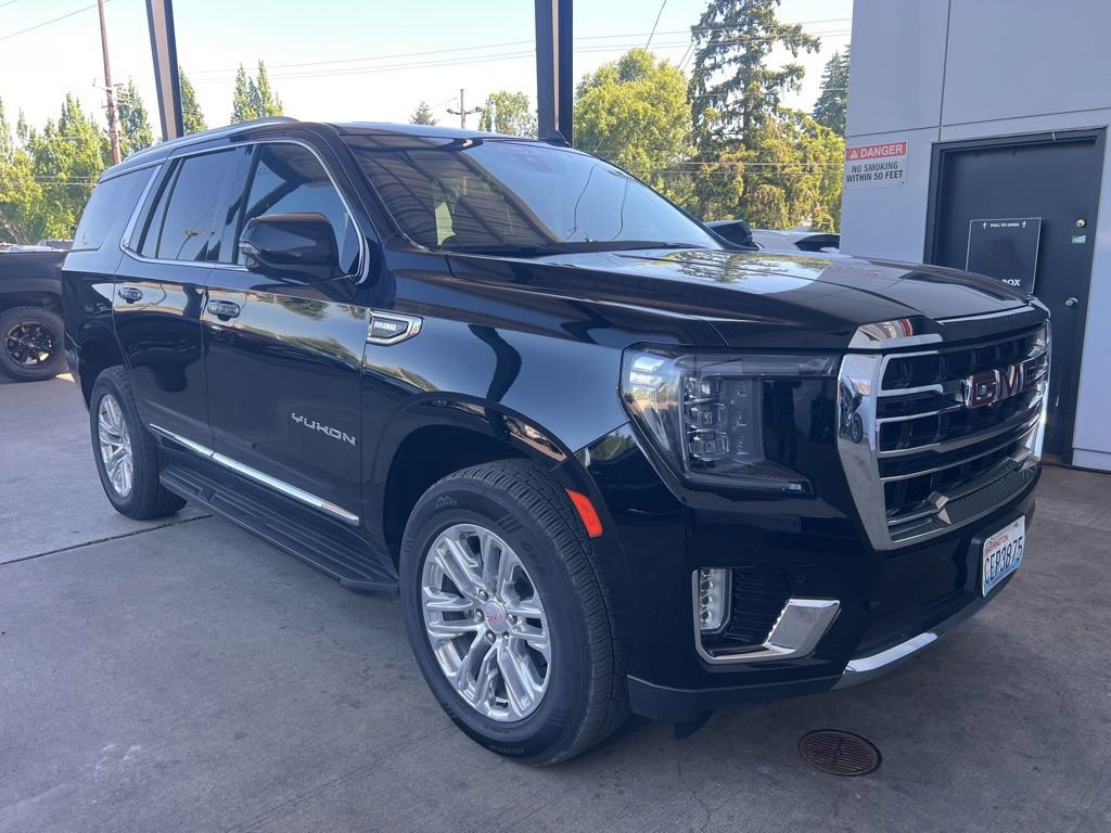 Used 2021 GMC Yukon SLT w/ SLT Luxury Package AWD/4WD image 1
