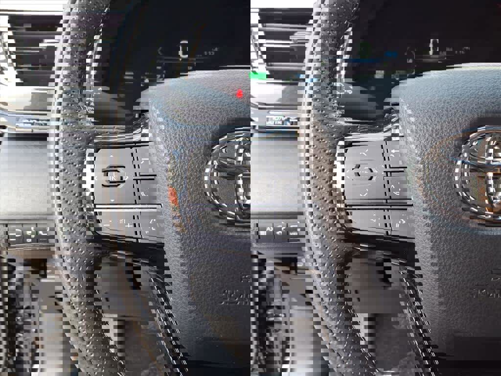 Certified 2022 Toyota Mirai XLE image 9