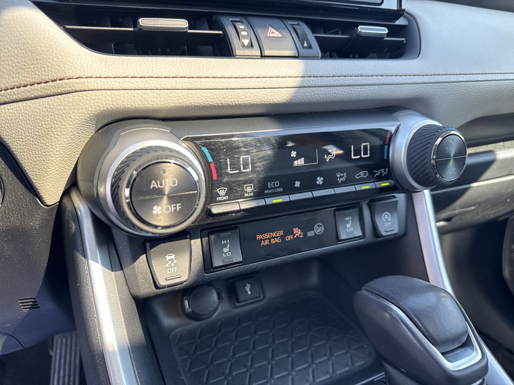 Used 2021 Toyota RAV4 XLE Premium AWD/4WD image 25