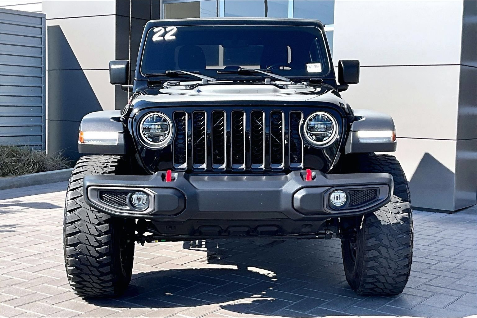 Used 2022 Jeep Gladiator Rubicon w/ LED Lighting Group AWD/4WD image 2
