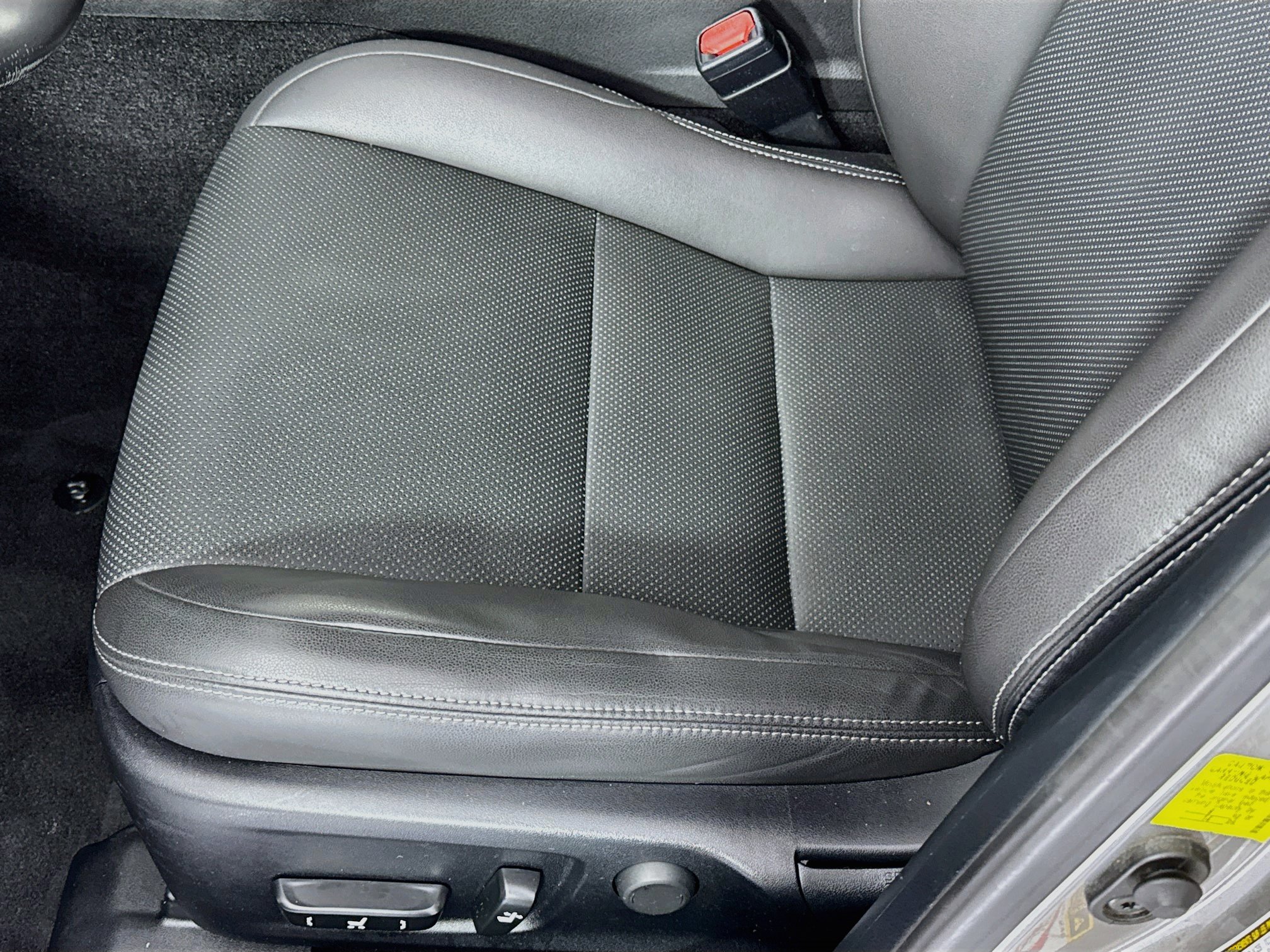 Used 2015 Lexus IS 250 AWD w/ Premium Package image 18