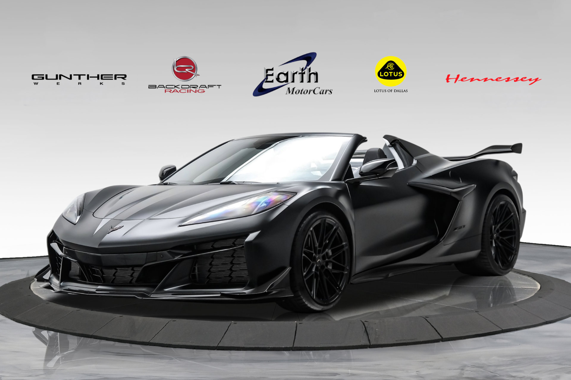 Used 2024 Chevrolet Corvette Z06 w/ Z07 Performance Package RWD image 1