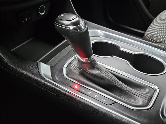 Used 2020 Chevrolet Traverse LS image 12