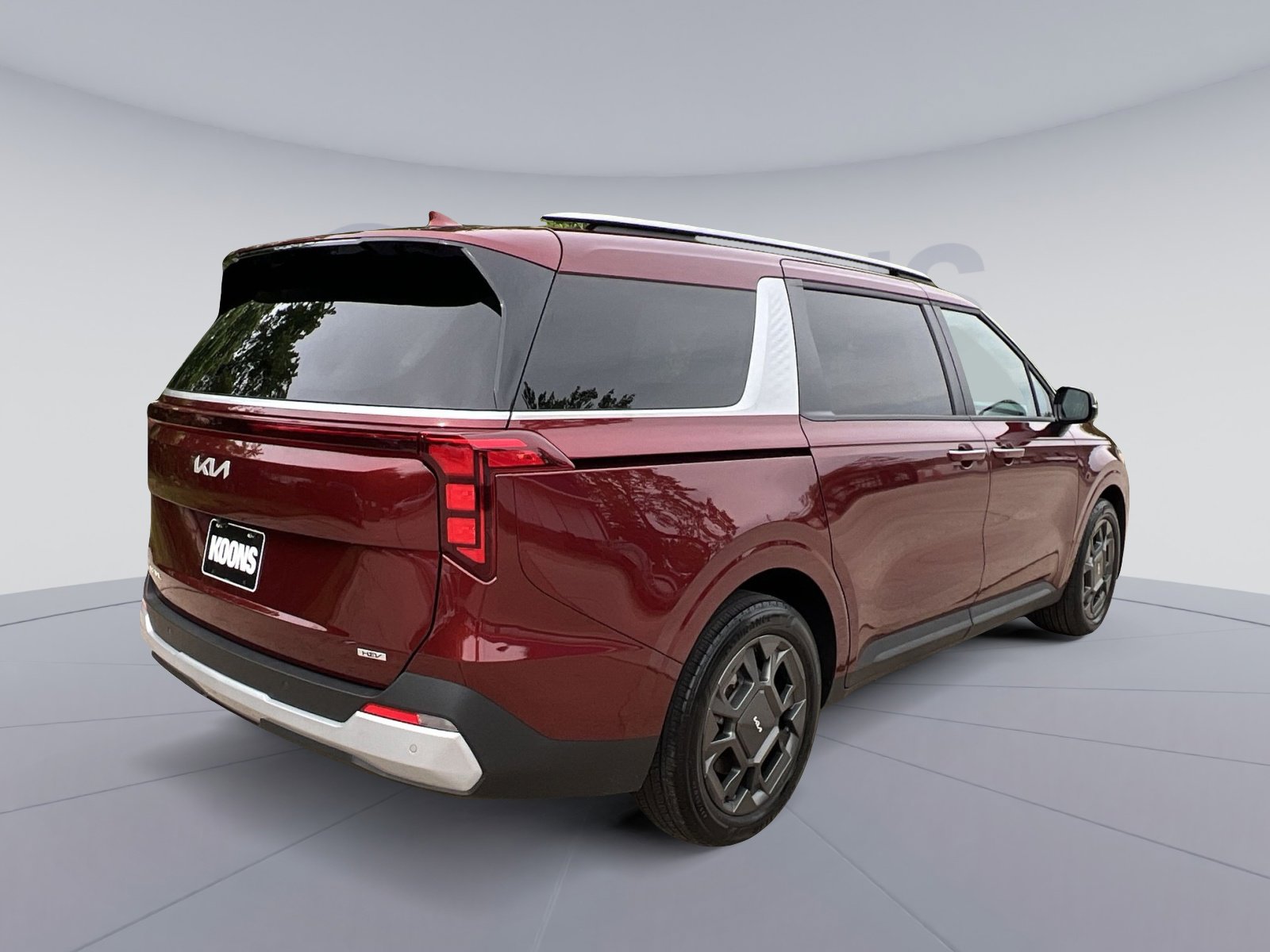 Used 2025 Kia Carnival EX FWD image 11
