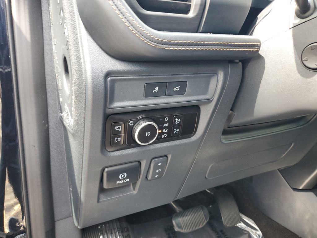 Used 2023 Ford Expedition Max Platinum image 21