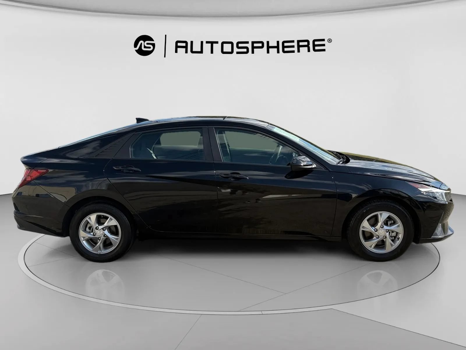 Used 2023 Hyundai Elantra SE w/ Preferred Accessory Package FWD image 10