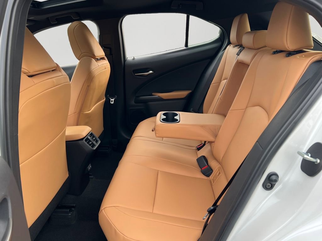 New 2025 Lexus UX 300h AWD image 8