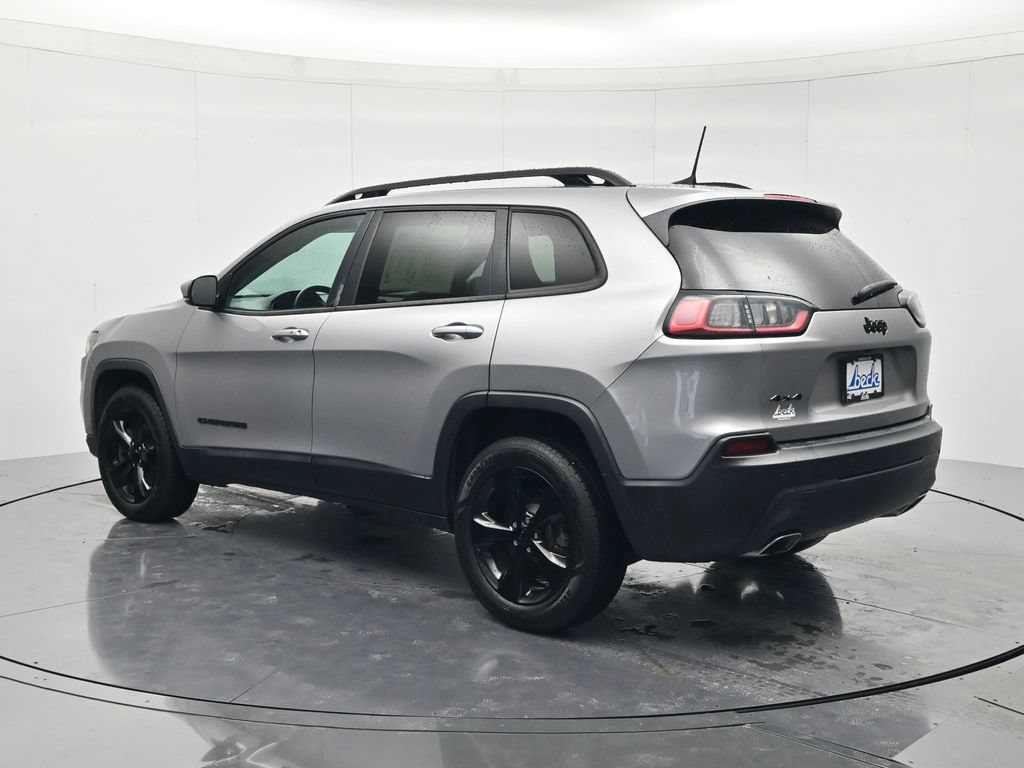 Used 2019 Jeep Cherokee Latitude Plus AWD/4WD image 7