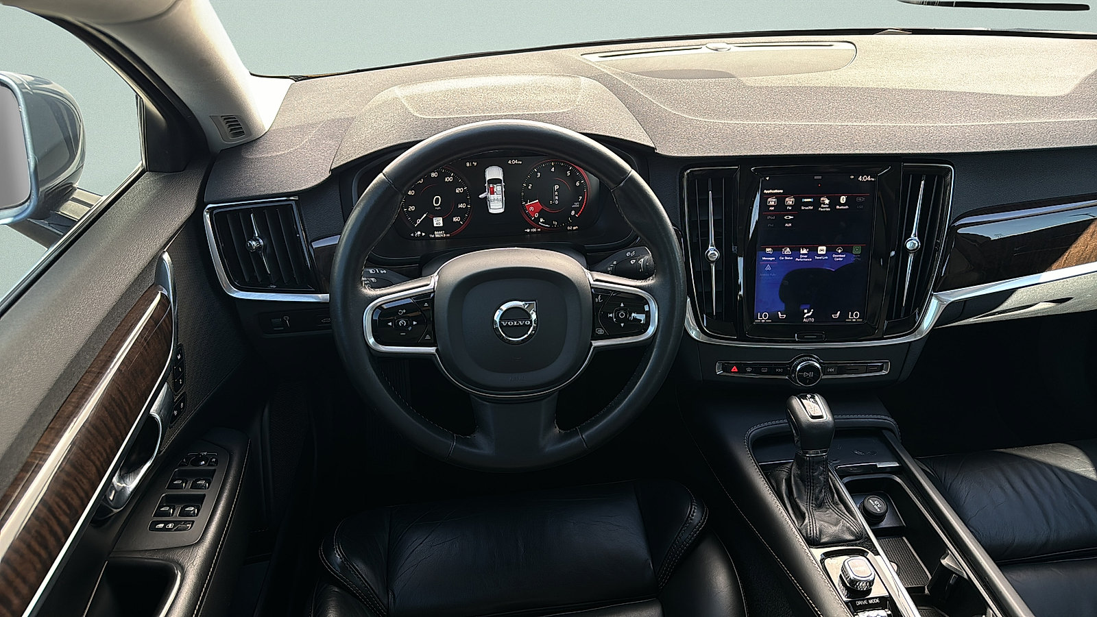 Used 2017 Volvo S90 T6 Momentum w/ Vision Package AWD/4WD image 10