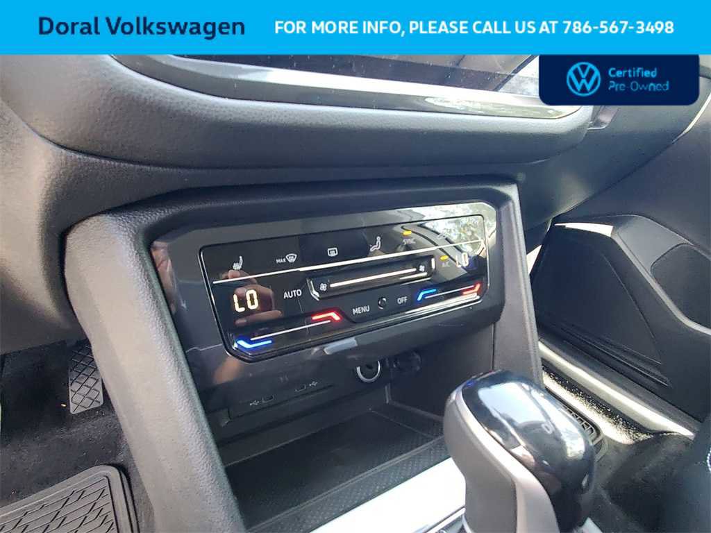 Used 2023 Volkswagen Tiguan SE image 24