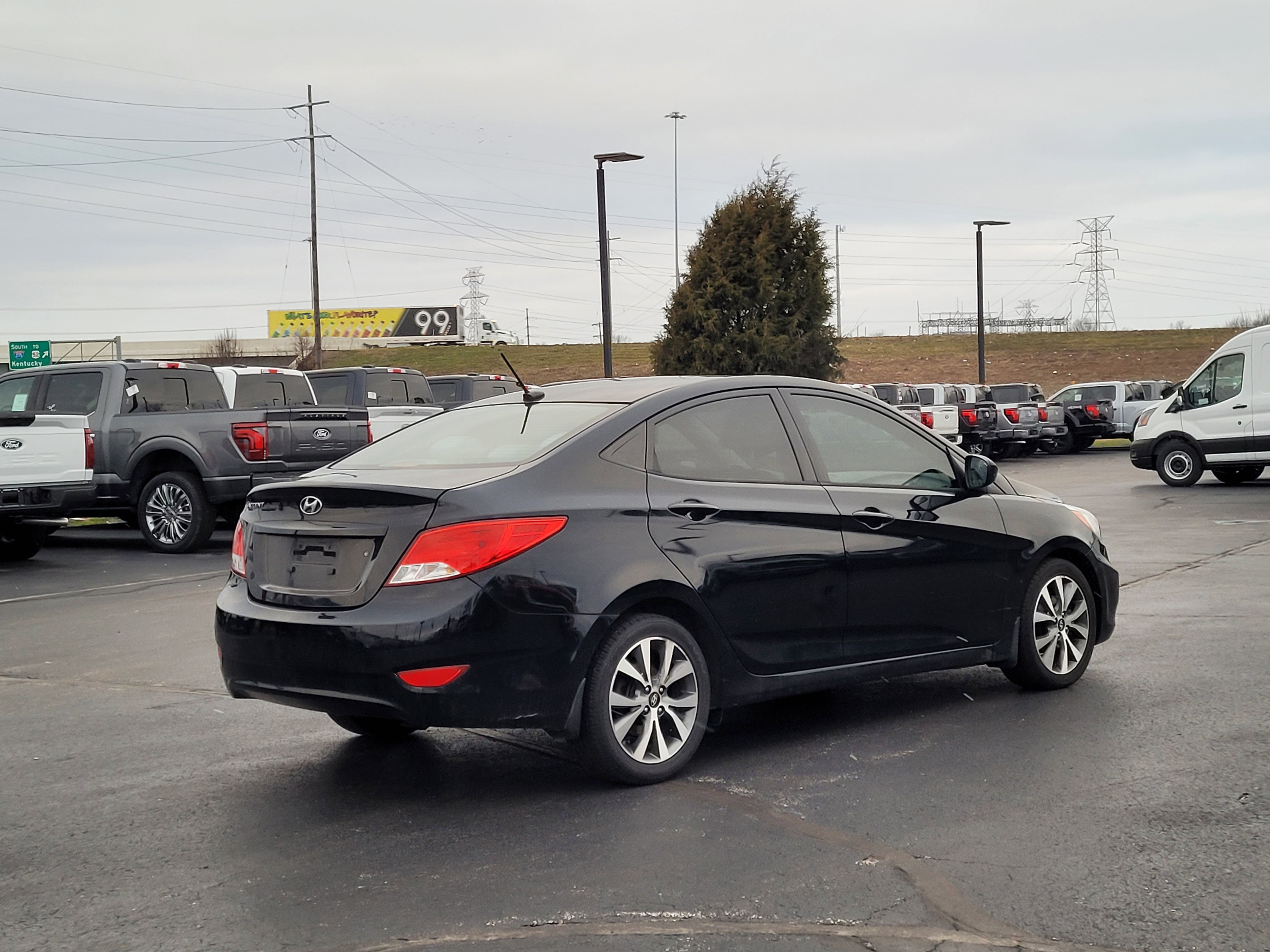 Used 2017 Hyundai Accent Value Edition image 4