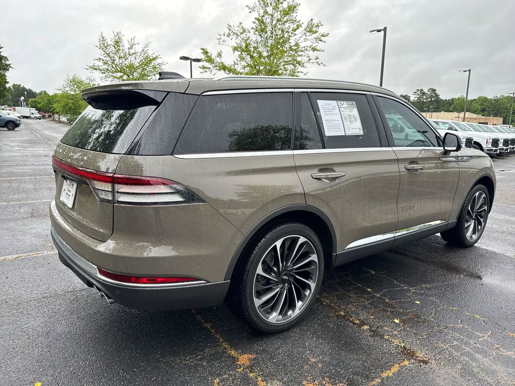 Used 2025 Lincoln Aviator Reserve w/ Equipment Group 201A AWD/4WD image 5