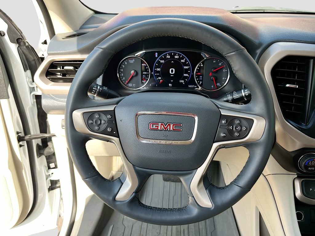 Used 2023 GMC Acadia Denali w/ Denali Ultimate Package image 11