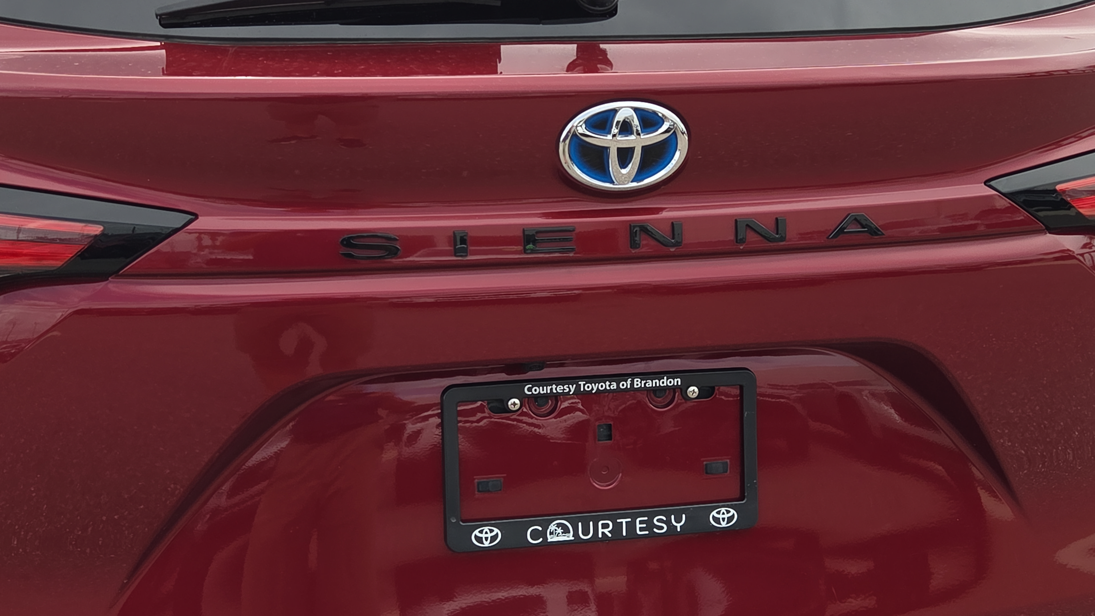 Certified 2021 Toyota Sienna XSE AWD/4WD image 30