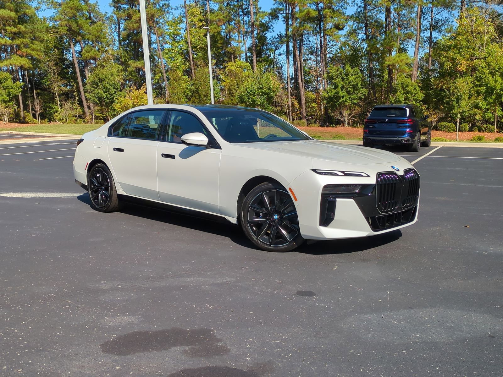 New 2026 BMW 740i xDrive image 2