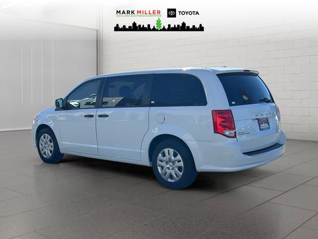 Used 2019 Dodge Grand Caravan SE w/ UConnect Hands-Free Group image 3