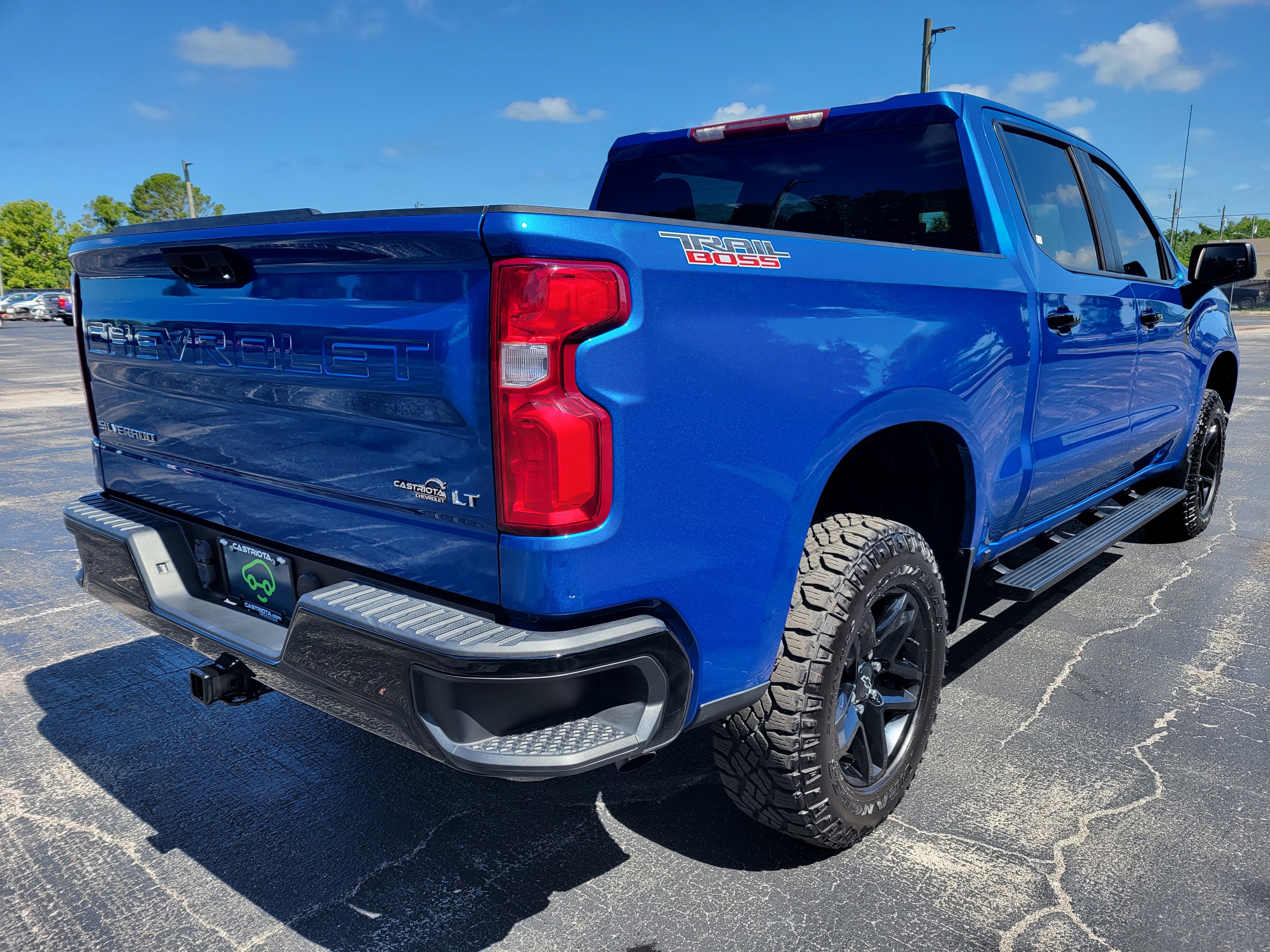 Certified 2023 Chevrolet Silverado 1500 LT Trail Boss AWD/4WD image 5