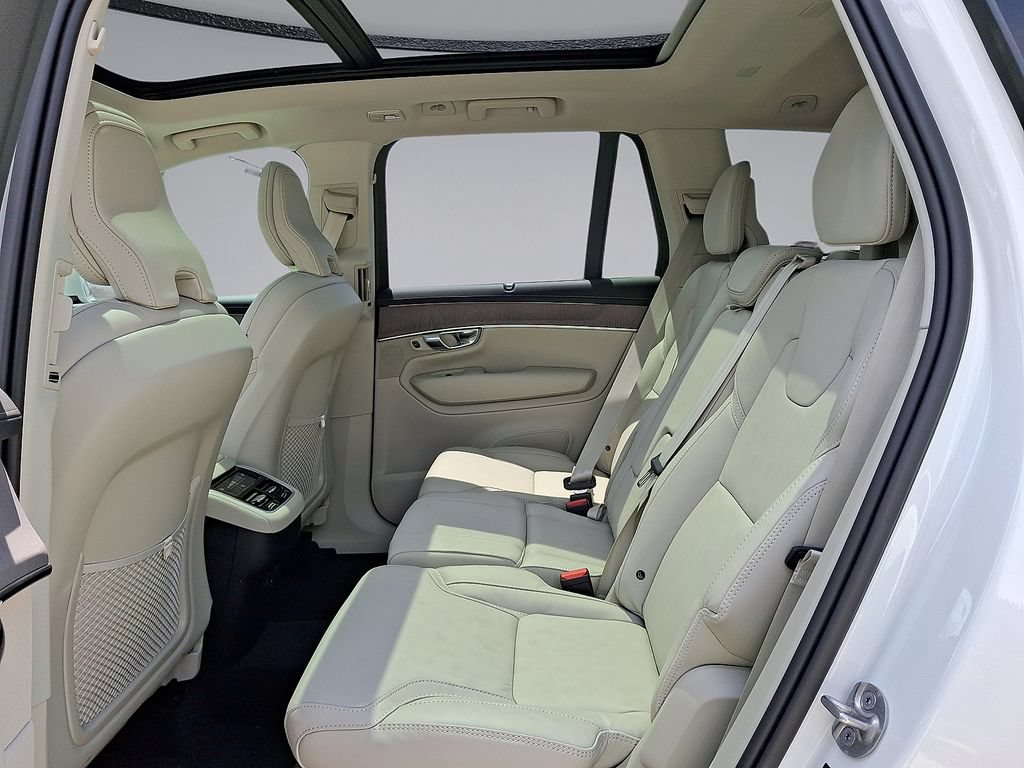 New 2026 Volvo XC90 B6 Ultra w/ Protection Package AWD/4WD image 19