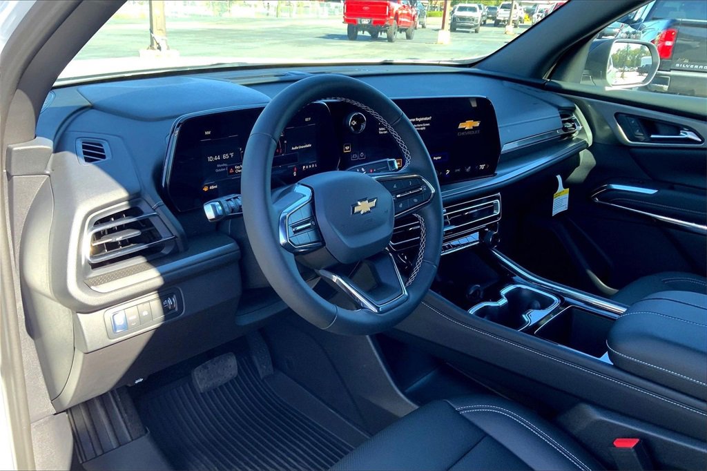 New 2026 Chevrolet Traverse LT image 7