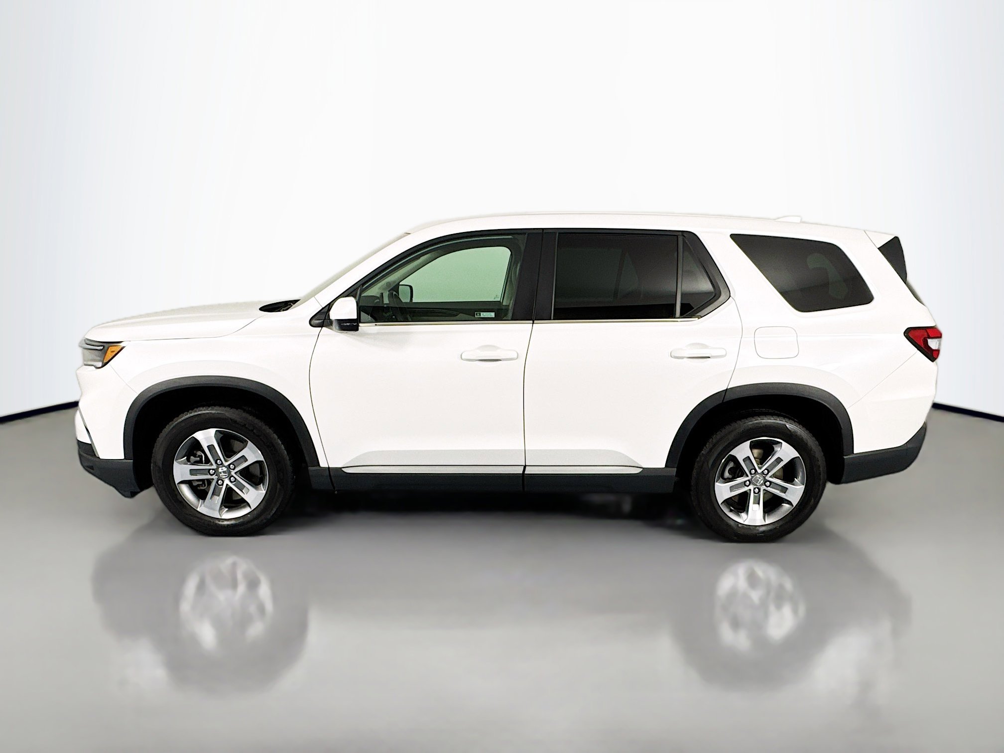 Certified 2023 Honda Pilot EX-L image 8