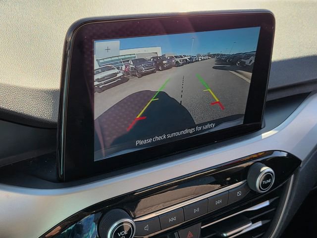 Used 2020 Ford Escape SE image 17