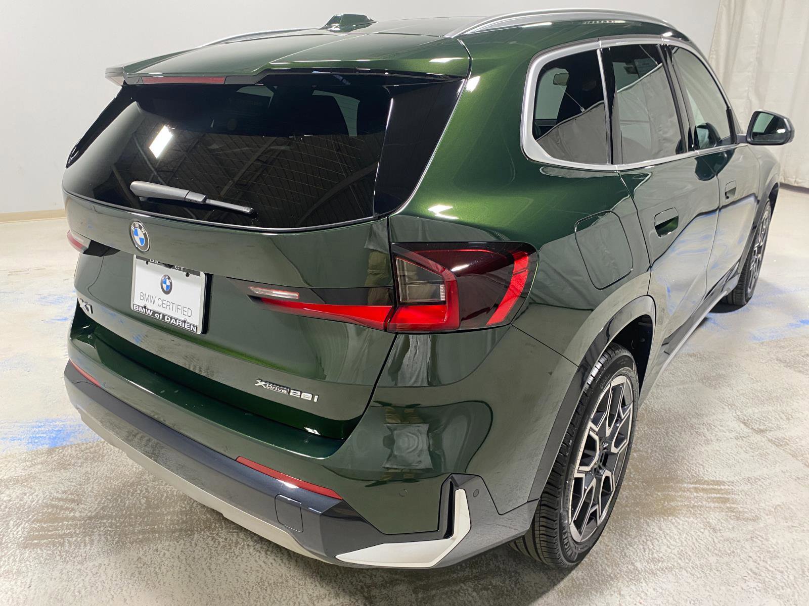 Certified 2025 BMW X1 xDrive28i w/ Technology Package image 8