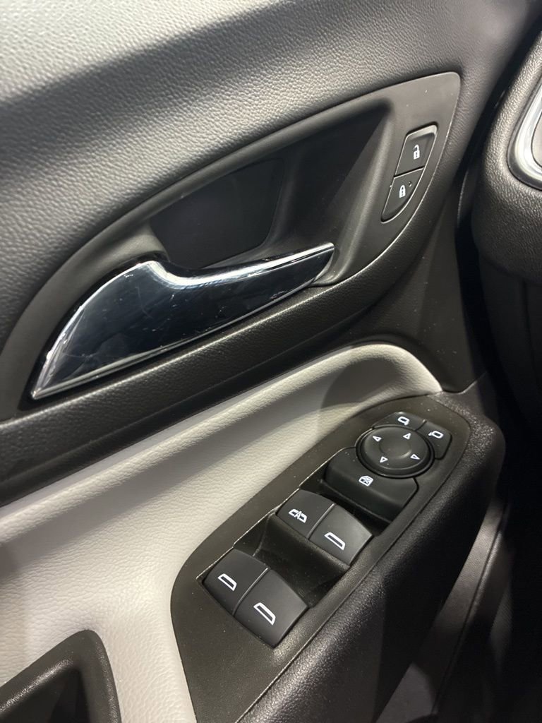 Used 2024 Chevrolet Equinox LT AWD/4WD image 14