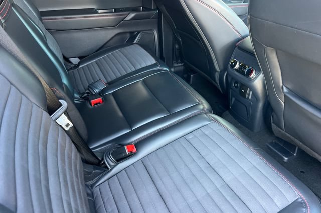 Used 2025 Ford Explorer ST-Line RWD image 20