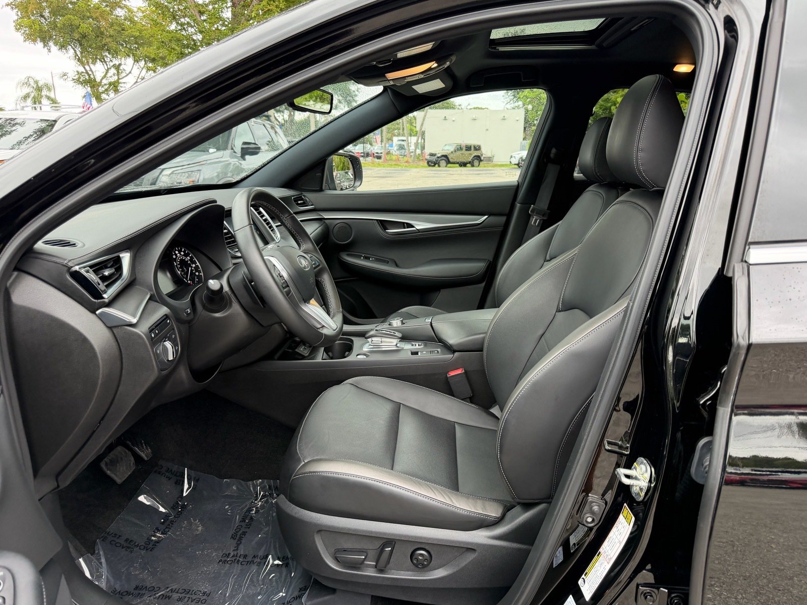 Used 2025 INFINITI QX55 Luxe AWD/4WD image 10