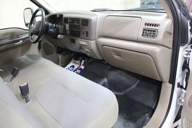 Used 2002 Ford F550 XL image 15