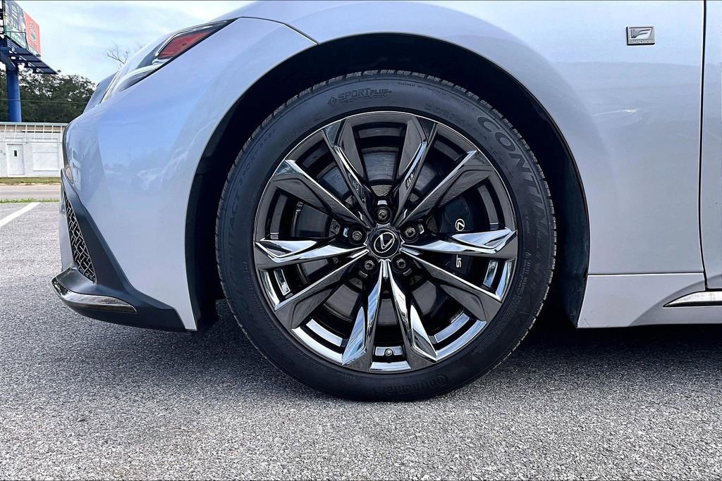 Used 2021 Lexus LS 500 F Sport w/ Accessory Package (Z2) image 34