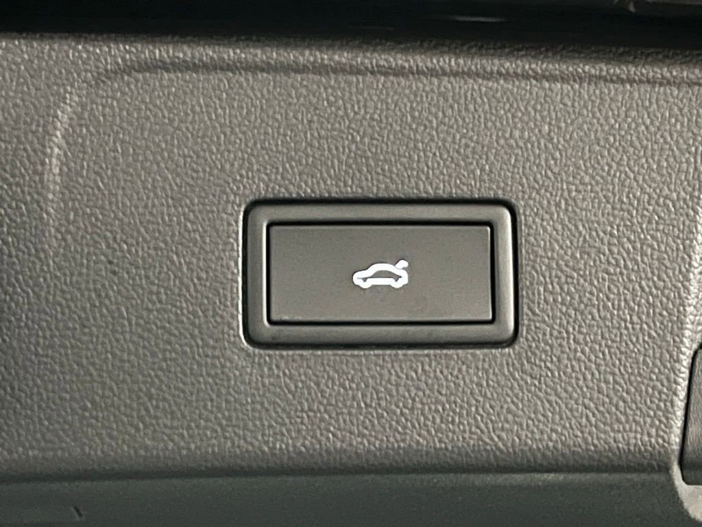 New 2026 Volkswagen Atlas Peak Edition image 40