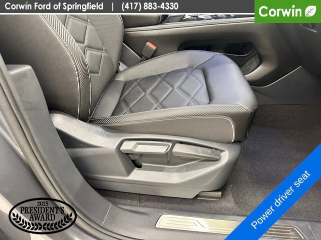 Used 2025 Volkswagen Atlas Cross Sport SE AWD/4WD image 10