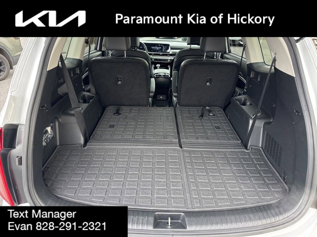 Used 2024 Kia Telluride S w/ S Sunroof Package image 12