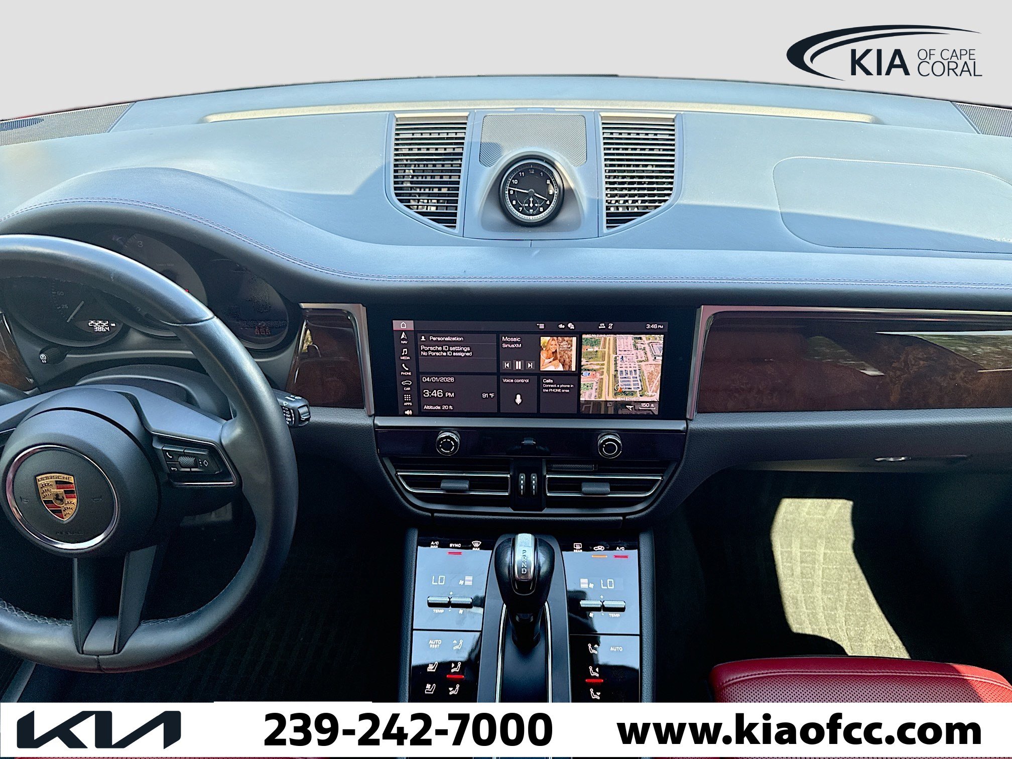 Used 2023 Porsche Macan S image 19