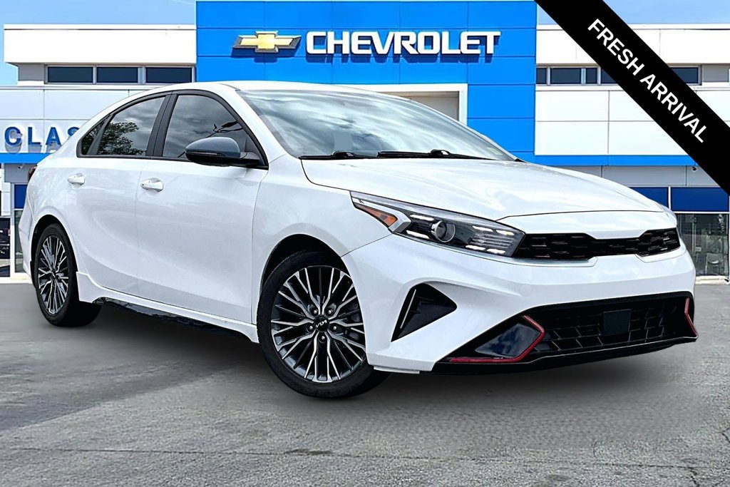 Used 2023 Kia Forte GT-Line FWD image 1