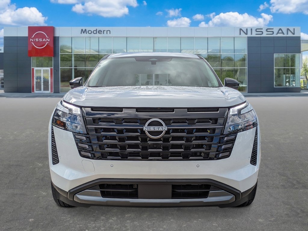 New 2026 Nissan Pathfinder Platinum image 8