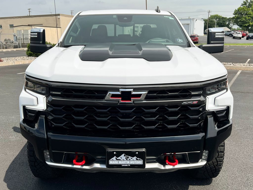 Used 2024 Chevrolet Silverado 1500 ZR2 image 16