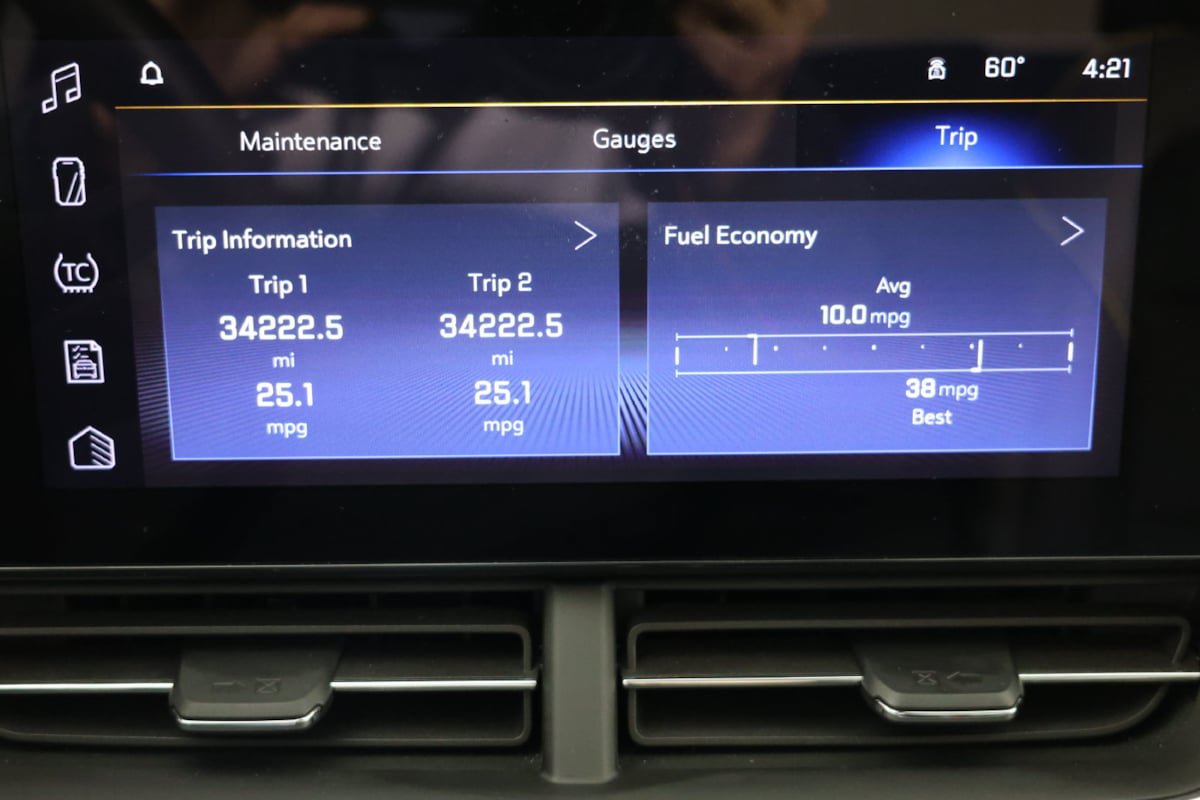 Used 2024 Chevrolet Trax ACTIV FWD image 34